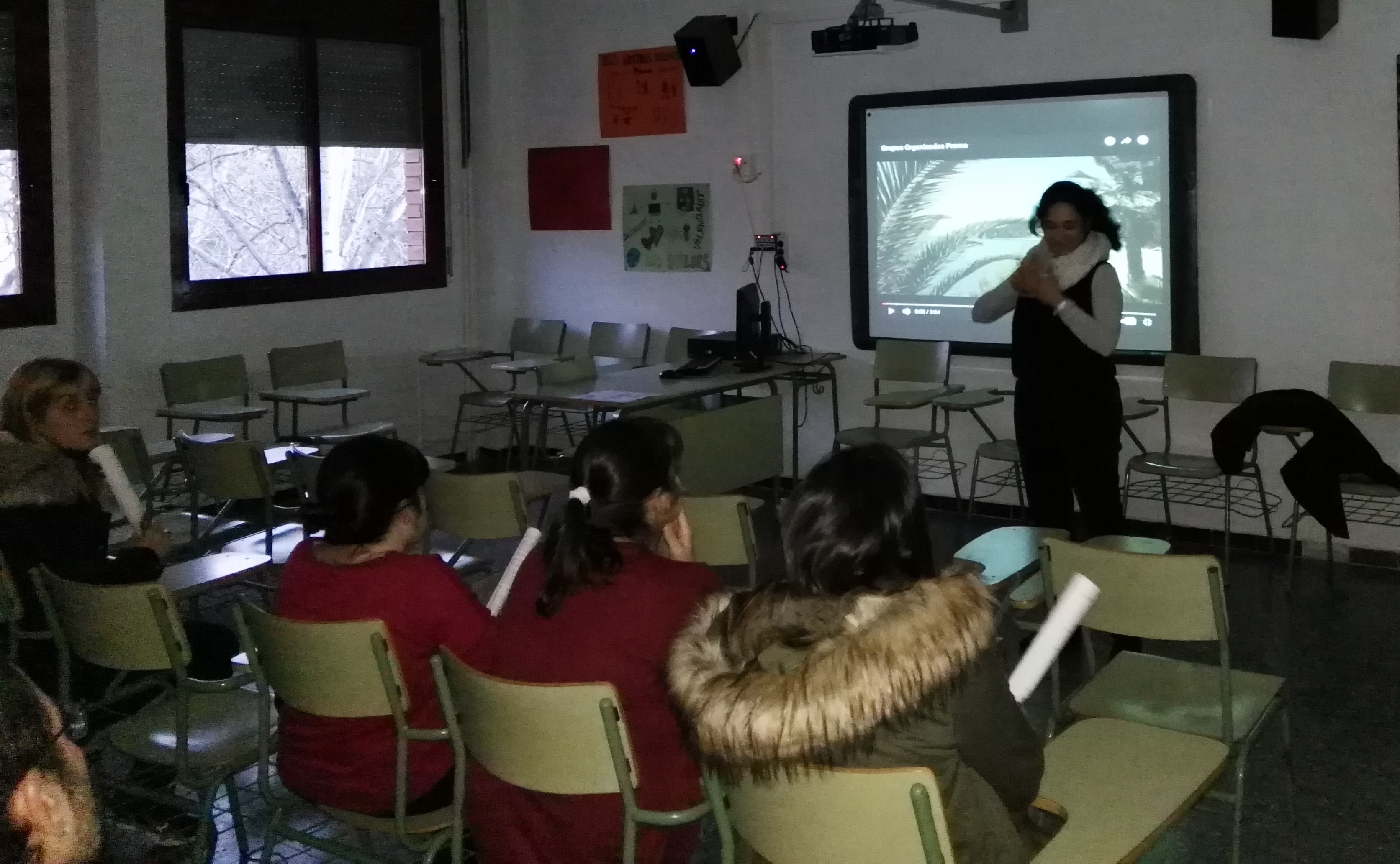 La Núria ens explica les Colònies d'anglès