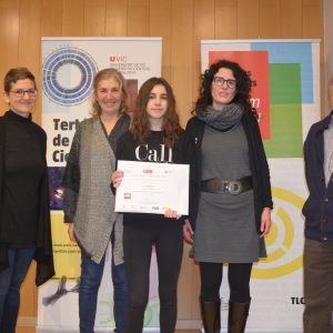 alumnes guardonats en el certamen literari